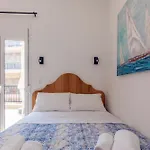 View & Value Studio Apartment In The Old Town